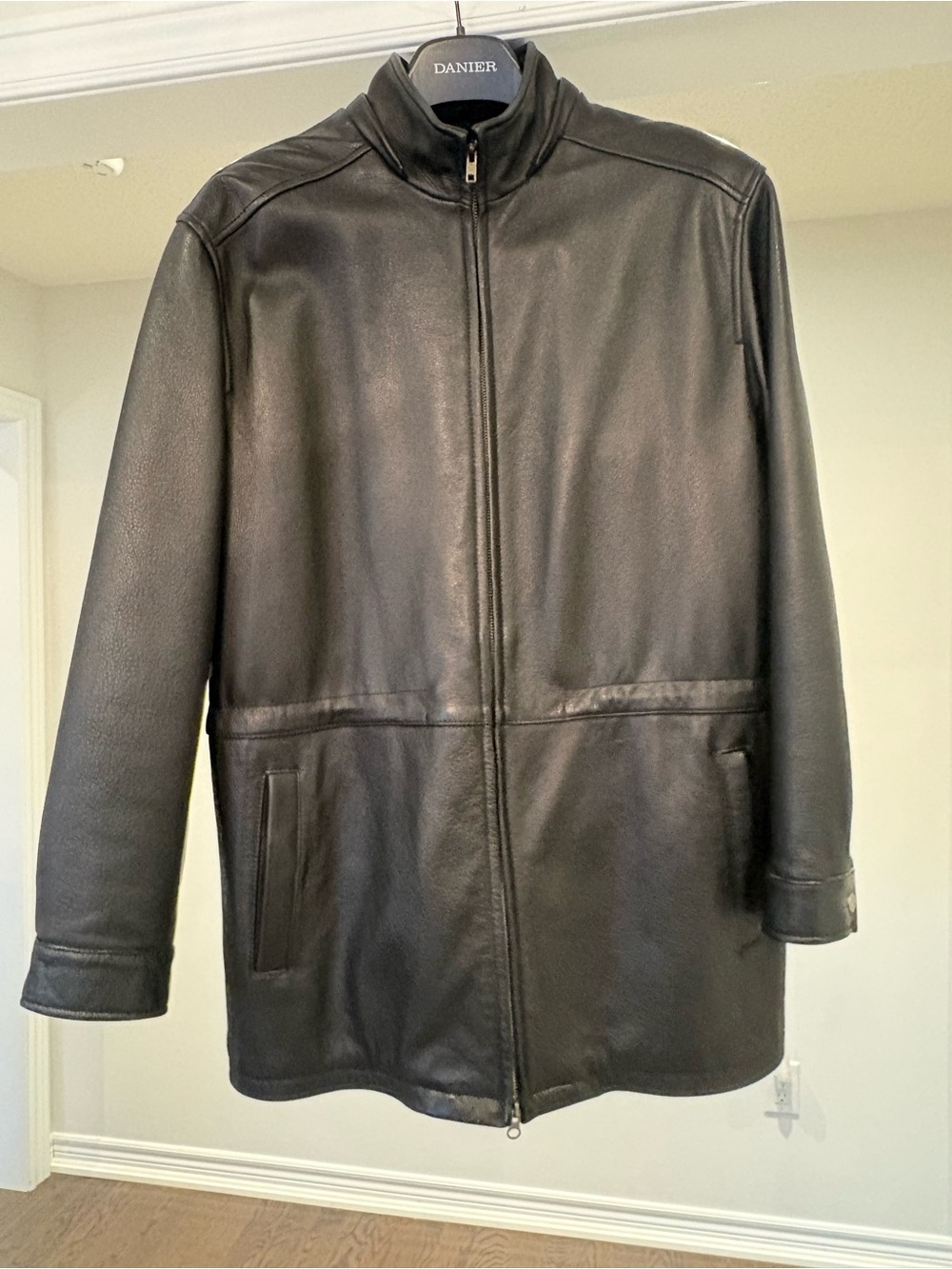 Vintage Danier Medium Black Leather Zip-Up Jacket